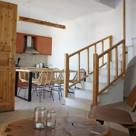 Saint George Villa Nikiána